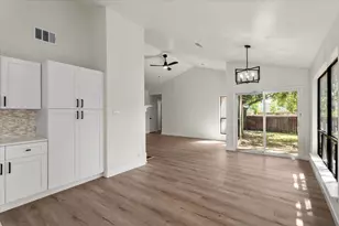 201 Susana Ln, Georgetown, TX 78628 - Photo 10