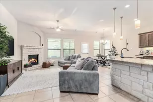 137 Navigator Dr, Austin, TX 78717 - Photo 4