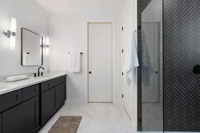 1800 Singleton Avenue, Austin, TX 78702 - Photo 16