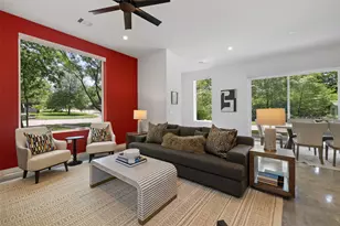 1800 Singleton Ave, Austin, TX 78702 - Photo 8