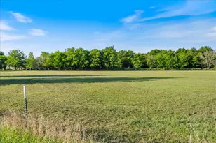 1218 Lovers Ln, Bastrop, TX 78602 - Photo 4