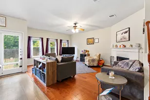 904 Elmwood Dr, Georgetown, TX 78628 - Photo 4