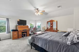 904 Elmwood Dr, Georgetown, TX 78628 - Photo 8