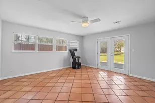 4900 Eastdale Dr, Austin, TX 78723 - Photo 14