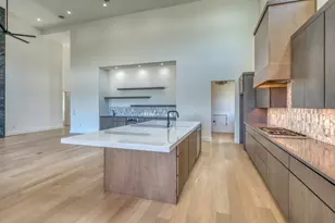 549 Mayapple Dr, Horseshoe Bay, TX 78657 - Photo 18