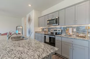 205 Waterbuck Loop, Hutto, TX 78634 - Photo 14