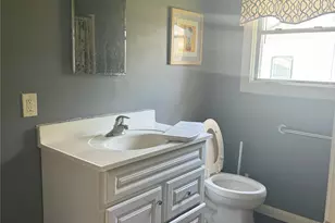 110 E Rio Grande St, Taylor, TX 76574 - Photo 6