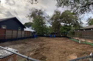 2213 Santa Maria St, Austin, TX 78702 - Photo 1