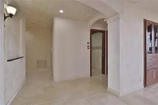 40 N Interstate 35, Austin, TX 78701 - Photo 4