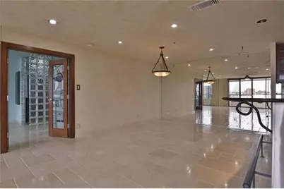 40 N Interstate 35 #12C2, Austin, TX 78701 - Photo 12