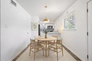 806 E 13th St, Georgetown, TX 78626 - Photo 14