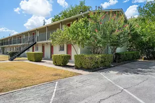 806 E 13th St, Georgetown, TX 78626 - Photo 32