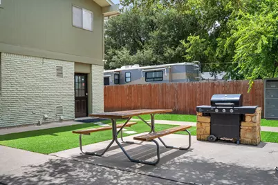 806 E 13th Street #102, Georgetown, TX 78626 - Photo 28
