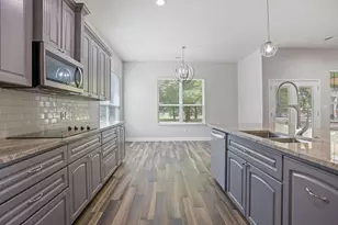 130 Koele Ct, Bastrop, TX 78602 - Photo 18