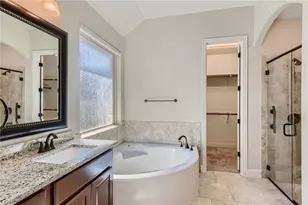 208 Maxwell Way, Lakeway, TX 78738 - Photo 16