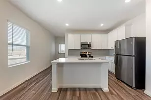 2601 Crystal Bend Dr, Pflugerville, TX 78660 - Photo 4