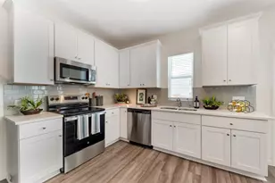 2601 Crystal Bend Dr, Pflugerville, TX 78660 - Photo 6