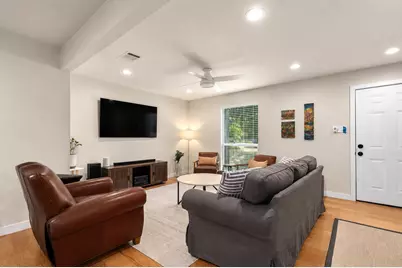 5804 Gloucester Lane, Austin, TX 78723 - Photo 4