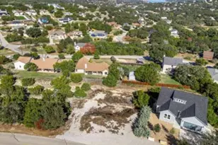 22110 Moulin Dr, Spicewood, TX 78669 - Photo 1