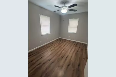 703 San Saba Street, Lockhart, TX 78644 - Photo 10
