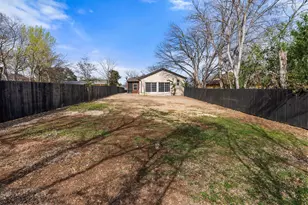 2201 Teri Rd, Austin, TX 78744 - Photo 24