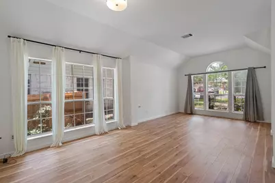 100 Parque Circle, Georgetown, TX 78626 - Photo 4