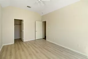 539 Colovista Pkwy, Bastrop, TX 78602 - Photo 18