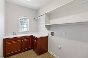 539 Colovista Pkwy, Bastrop, TX 78602 - Photo 14