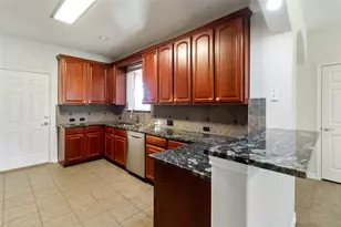 539 Colovista Pkwy, Bastrop, TX 78602 - Photo 10