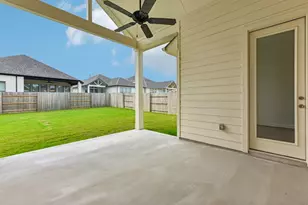 212 Royal Fern Rd, Hutto, TX 78634 - Photo 34