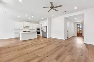 212 Royal Fern Rd, Hutto, TX 78634 - Photo 6