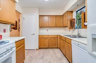3101 Evanston Ln, Austin, TX 78745 - Photo 14