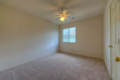 411 Haupt, Kyle, TX 78640 - Photo 10