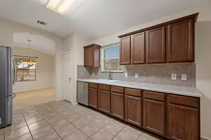 115 Plumbago Cove, Buda, TX 78610 - Photo 6