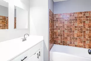 4900 E Stassney Ln, Austin, TX 78744 - Photo 18