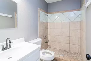 4900 E Stassney Ln, Austin, TX 78744 - Photo 10