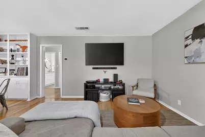 1240 Barton Hills Drive #206, Austin, TX 78704 - Photo 8