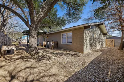 1802 Hutto Road, Georgetown, TX 78626 - Photo 28