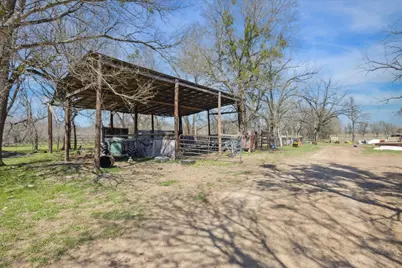 4975 E Highway 71 Highway E, Del Valle, TX 78617 - Photo 12