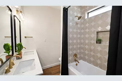 1605 Century Oaks Drive, Lockhart, TX 78644 - Photo 2