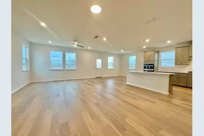 380 Young Street, Buda, TX 78610 - Photo 2