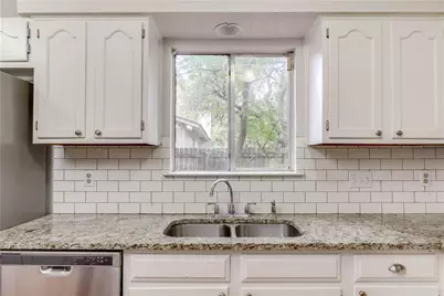 4200 Everest Lane, Austin, TX 78727 - Photo 14