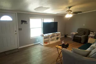 750 High Rd, Kyle, TX 78640 - Photo 18