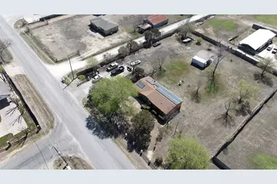 750 High Road, Kyle, TX 78640 - Photo 34