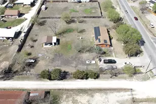 750 High Rd, Kyle, TX 78640 - Photo 36
