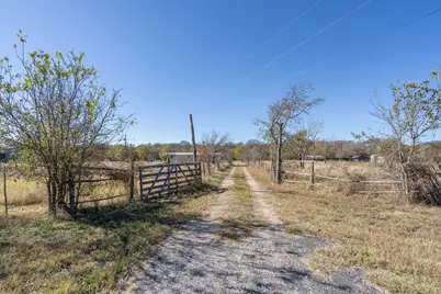 138 River Road, Liberty Hill, TX 78642 - Photo 2