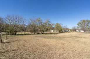 138 River Rd, Liberty Hill, TX 78642 - Photo 22