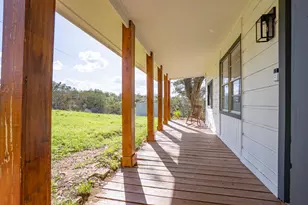 1012 Hill St, Burnet, TX 78611 - Photo 2