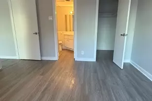 311 E 31st St, Austin, TX 78705 - Photo 20