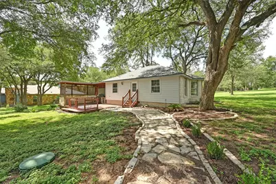 111 Trinity Street, Cedar Creek, TX 78612 - Photo 28